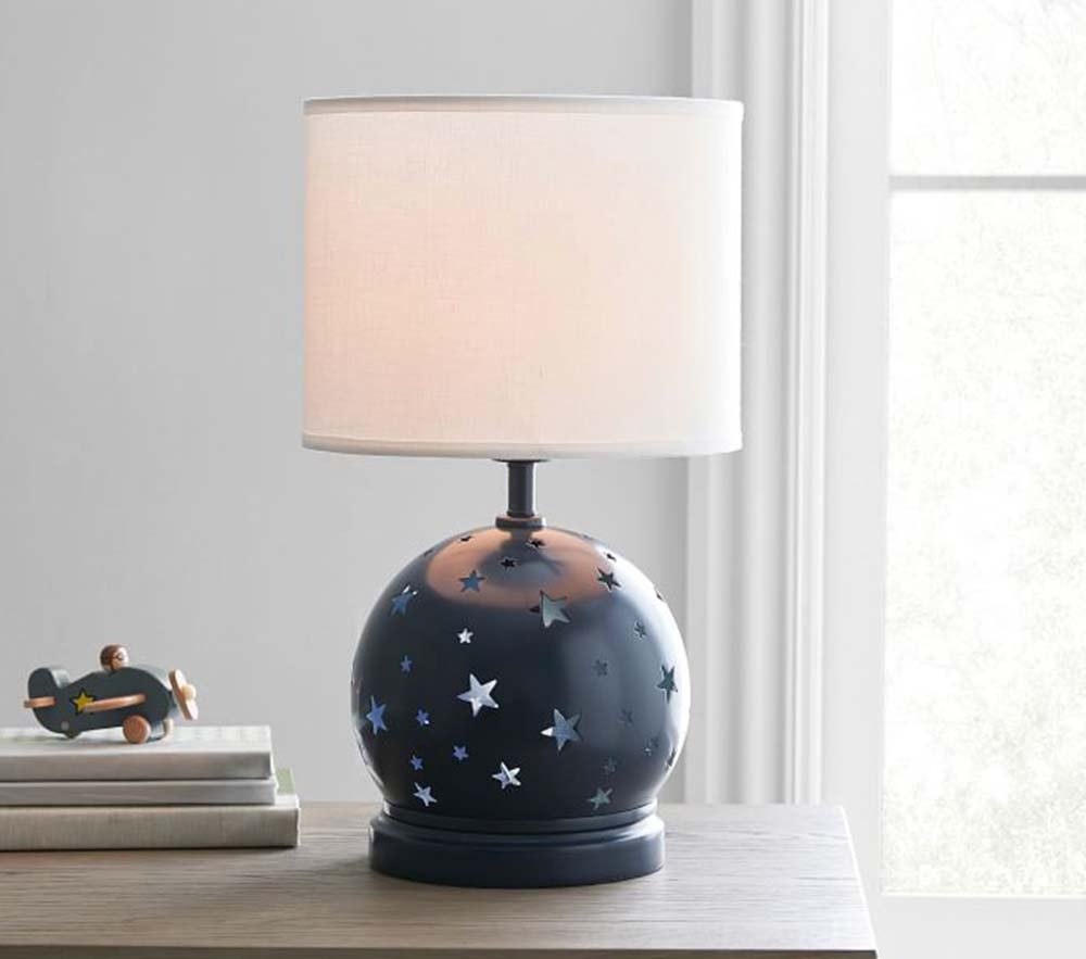 Ceramic cut out table hot sale lamp