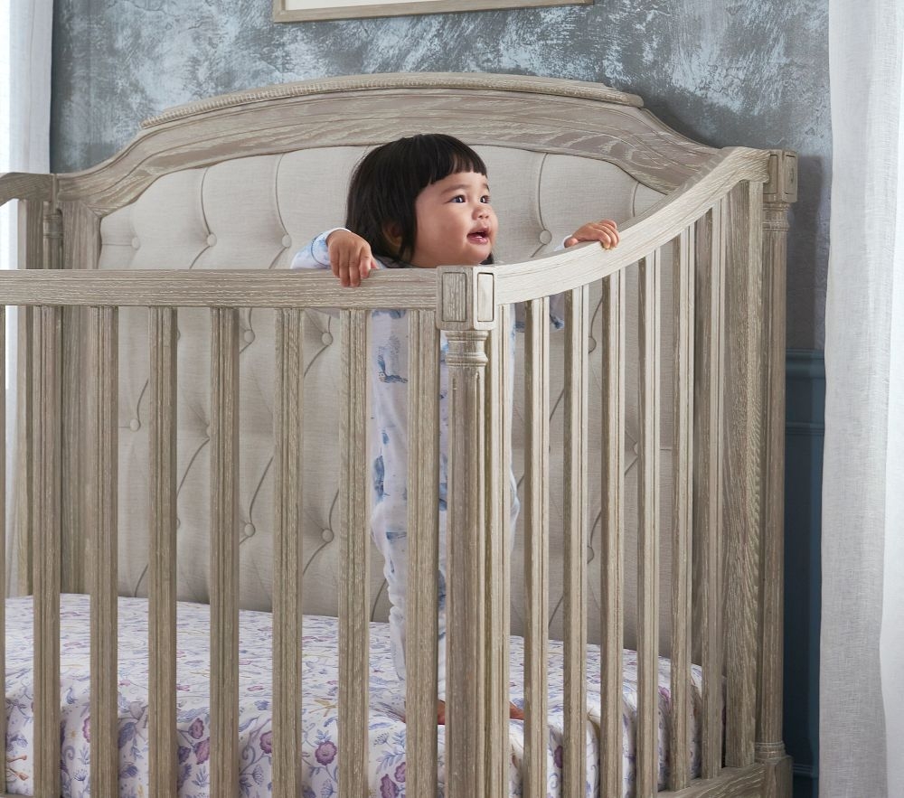 Blythe sales oval crib