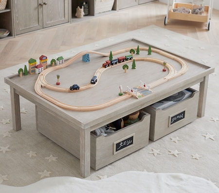 Pottery barn outlet kids table chairs